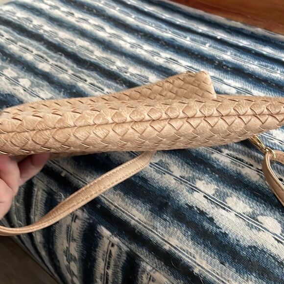 Nine West purse, matching beige wallet included but unbranded. - Picture 4 of 7